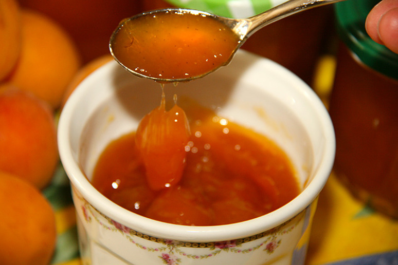 confiture-abricot-3w