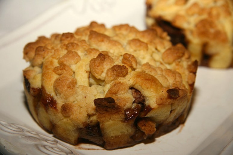 crumbles-en-cage-3w