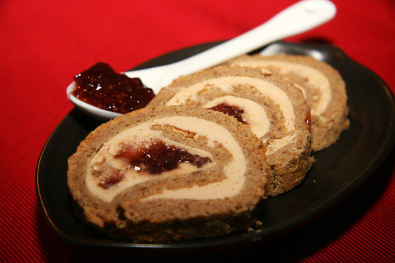 roule-pain-epice-foie-gras-2w