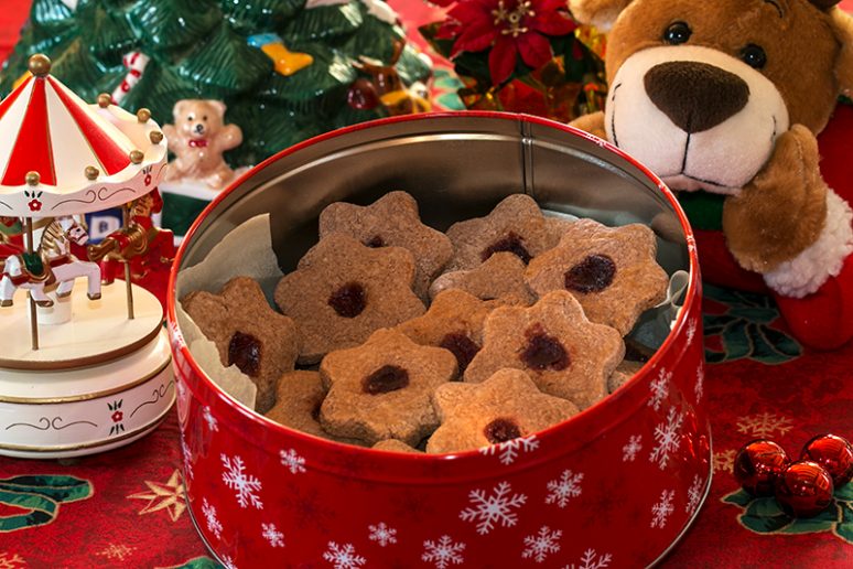 linzer bredeles