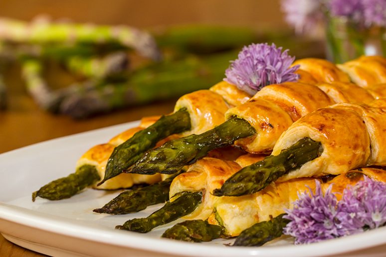 feuilletés d'asperges vertes
