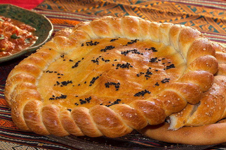 Naan Roghan Bread