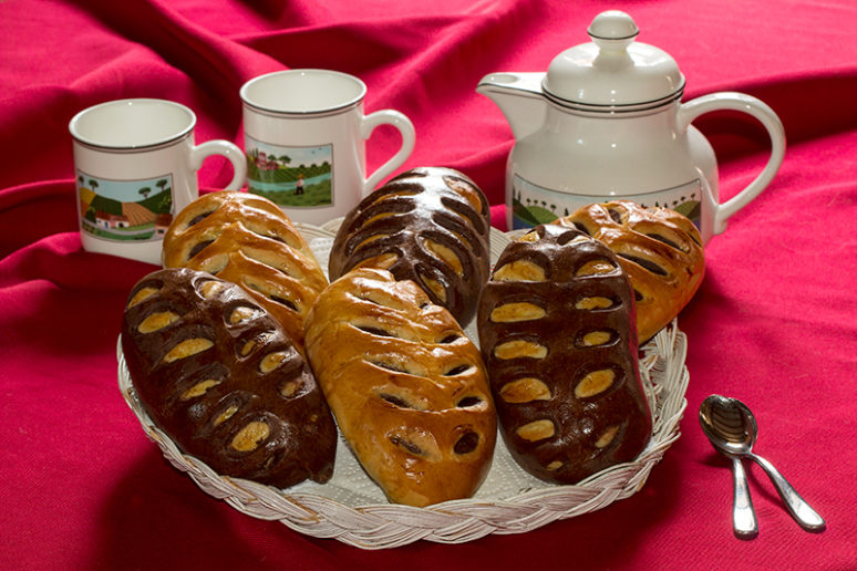 pains au lait bicolores