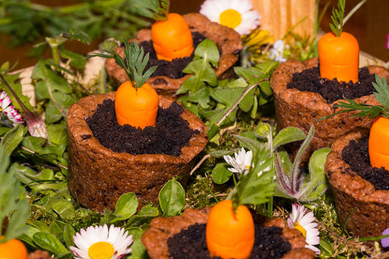 carrot cookies pot
