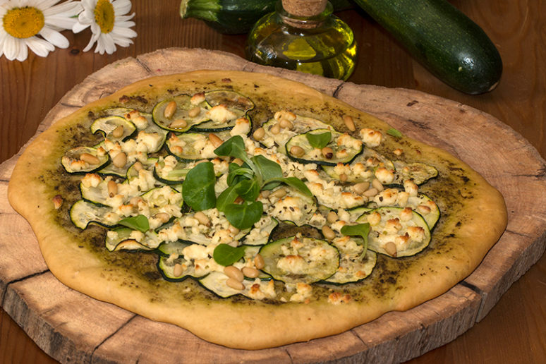 pizza feta