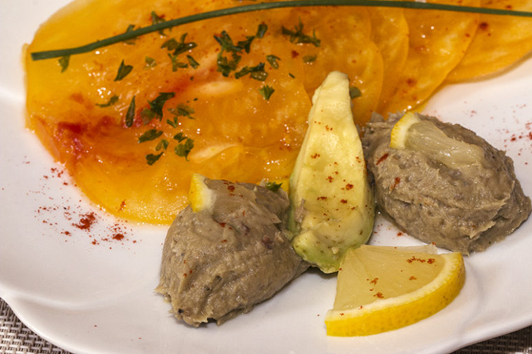 guacamole-sardines