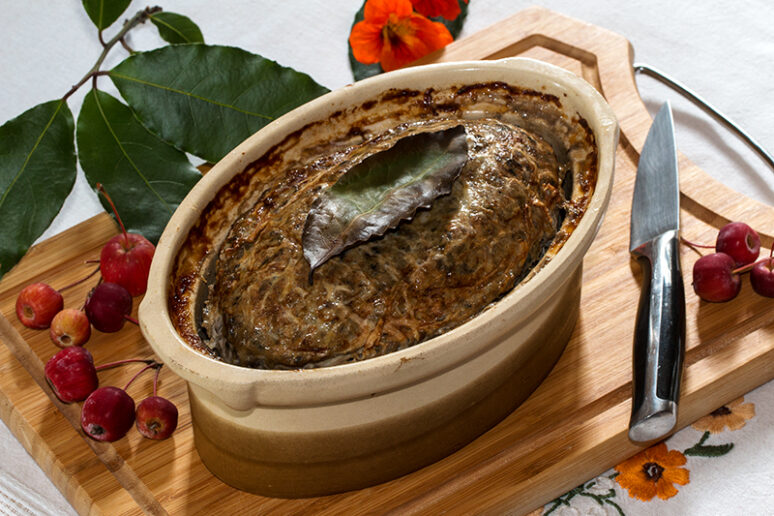 Terrine de foie de volaille aux trompettes de la mort