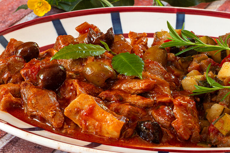 Mijoté de tendrons de veau à la tomate et sa ratatouille
