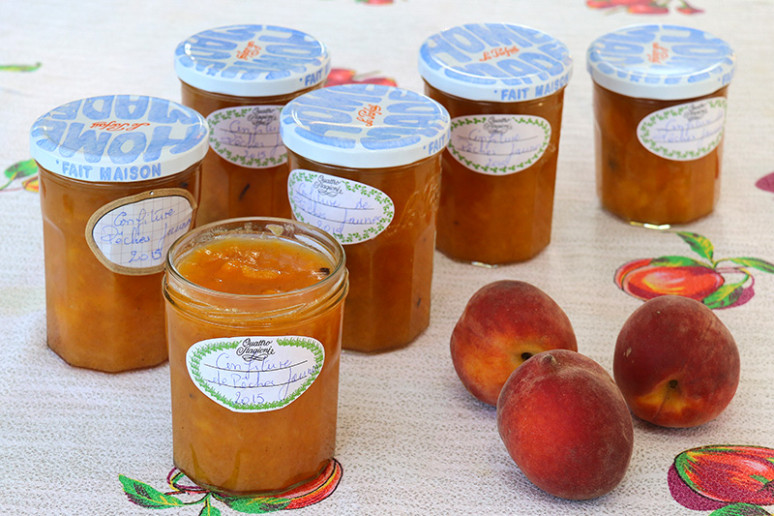 Confiture de pêches jaunes