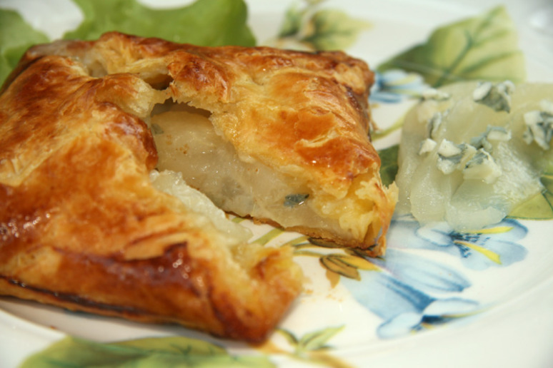 Feuilletés poires et roquefort